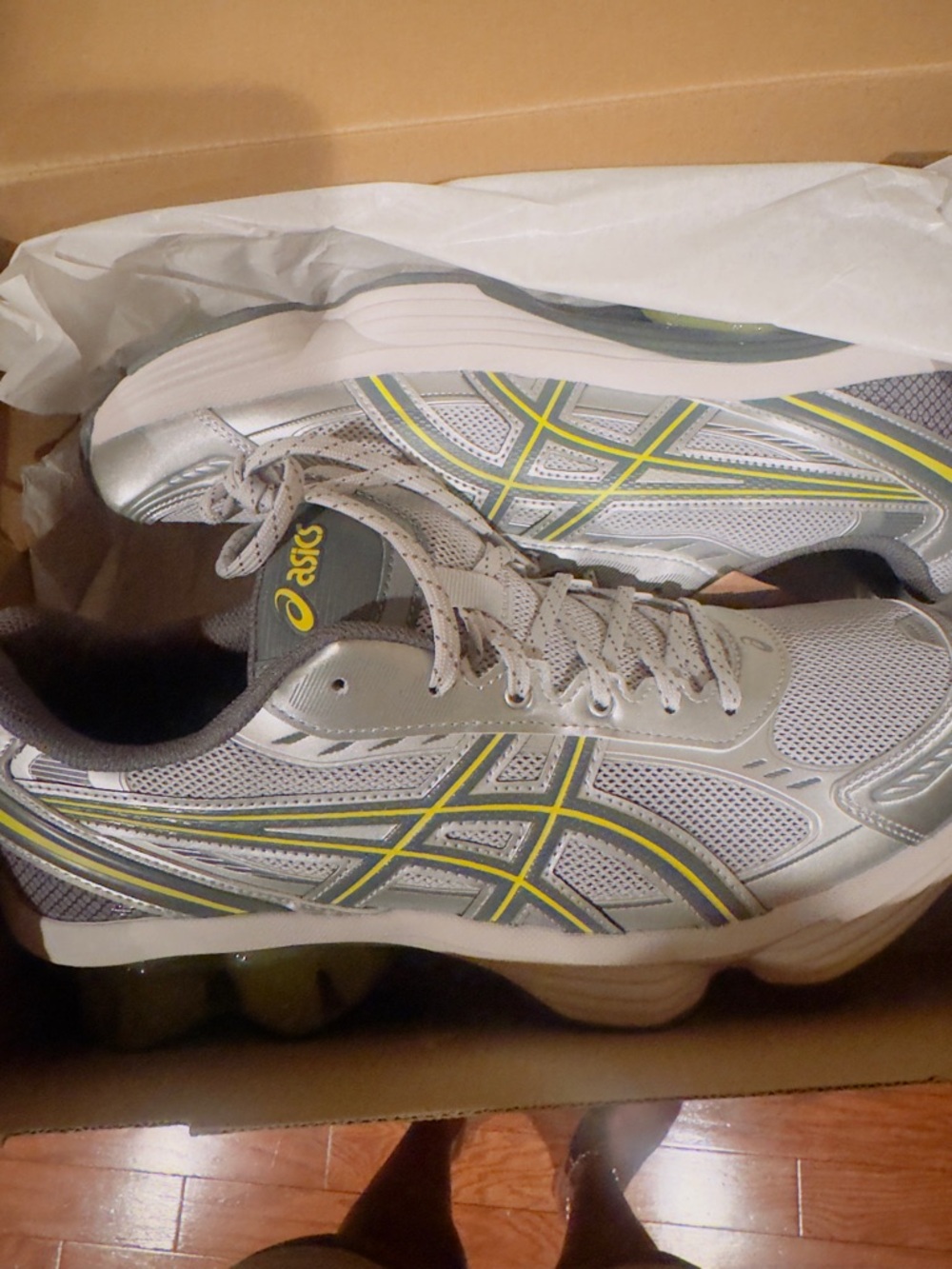 New men’s Asics White and Silver Mesh Athletic Shoes - Picture 7 of 8